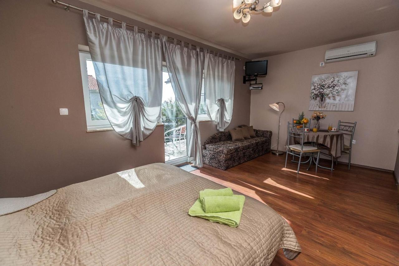 Apartments Karmen 1 Crikvenica Ngoại thất bức ảnh