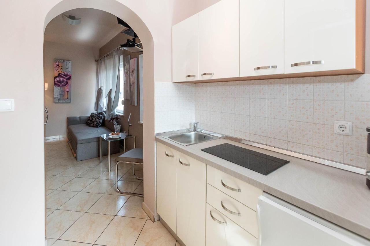 Apartments Karmen 1 Crikvenica Ngoại thất bức ảnh